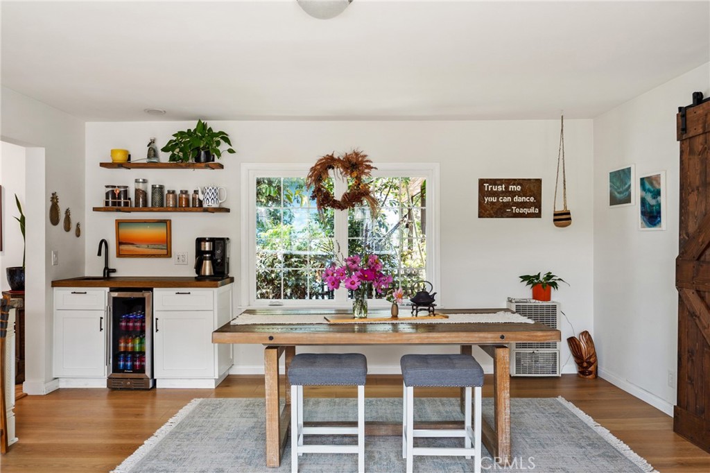 880 Lemon Grove Avenue