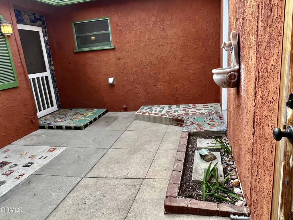 12406 La Maida Street