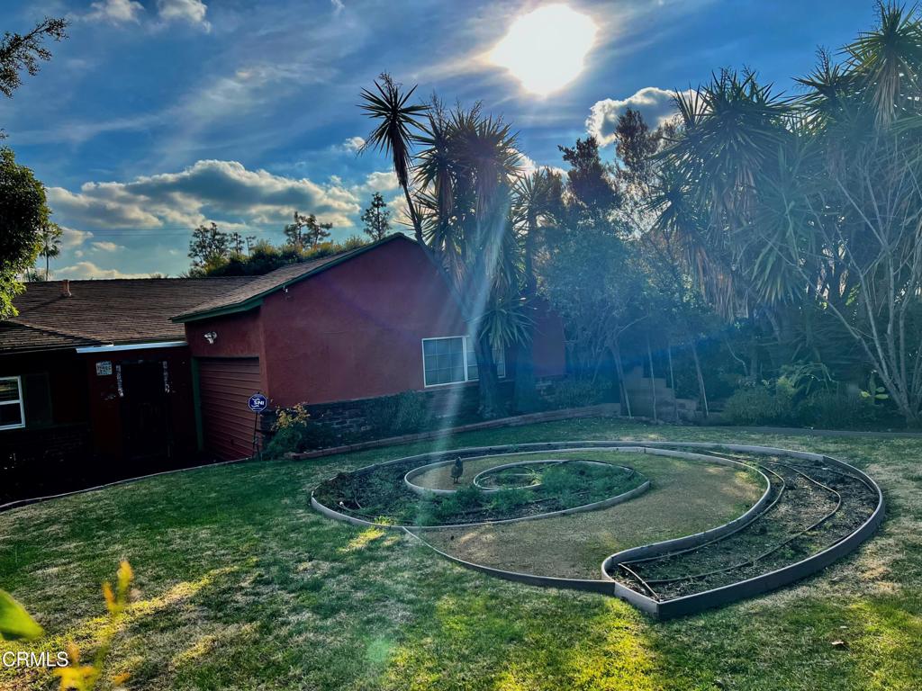 12406 La Maida Street