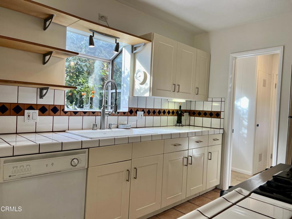 12406 La Maida Street