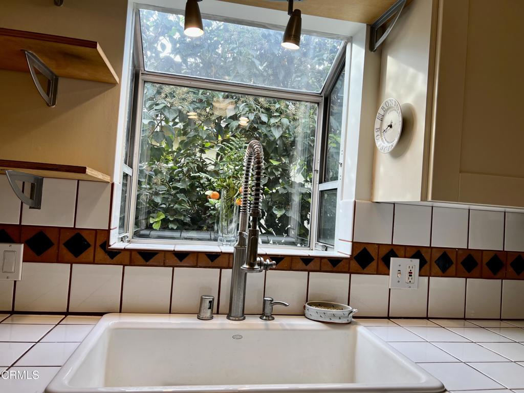 12406 La Maida Street