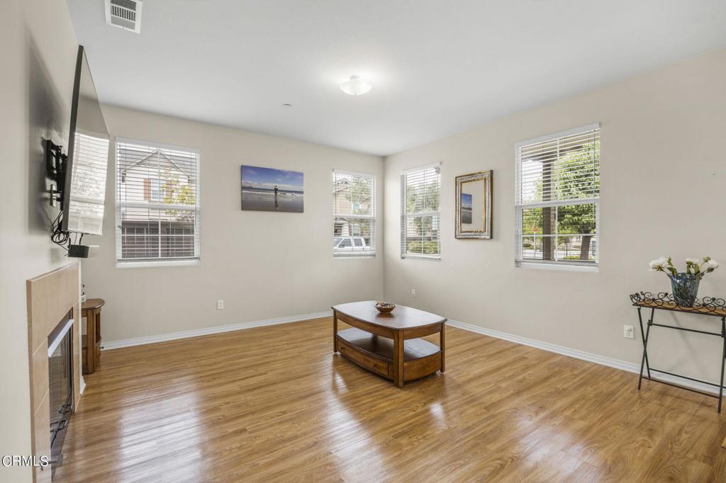 11260 Hyacinth Street