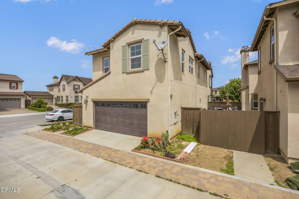 11260 Hyacinth Street