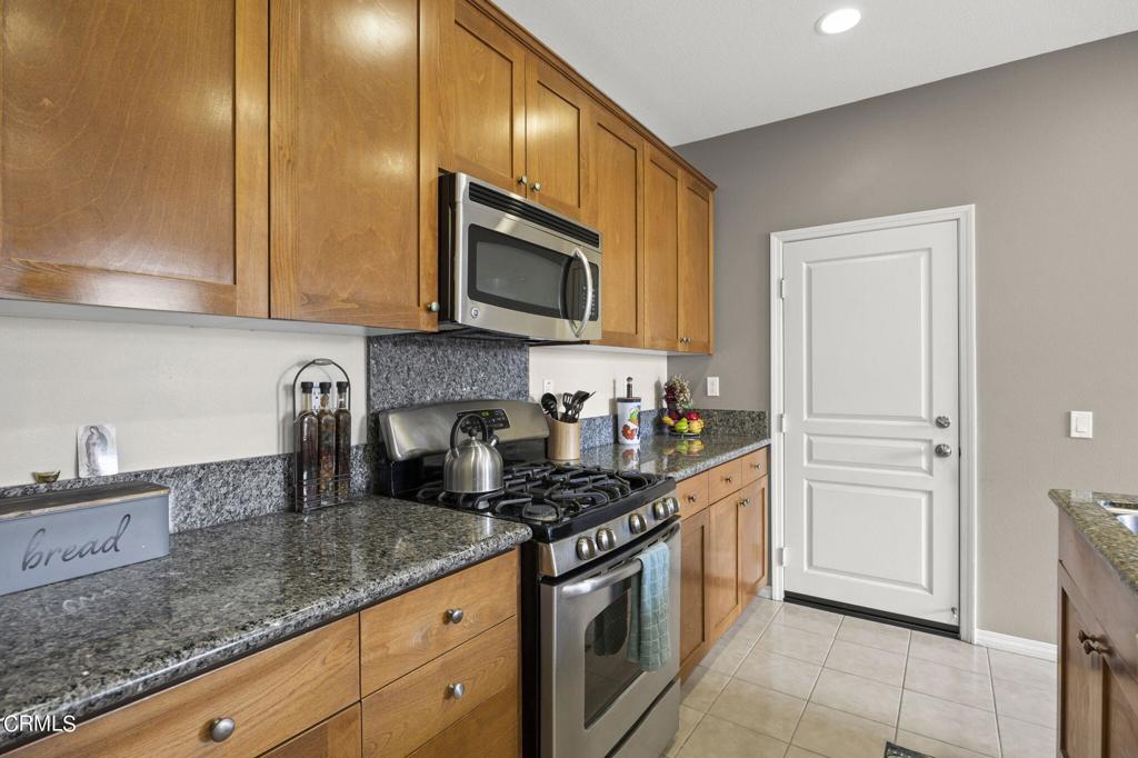 11260 Hyacinth Street