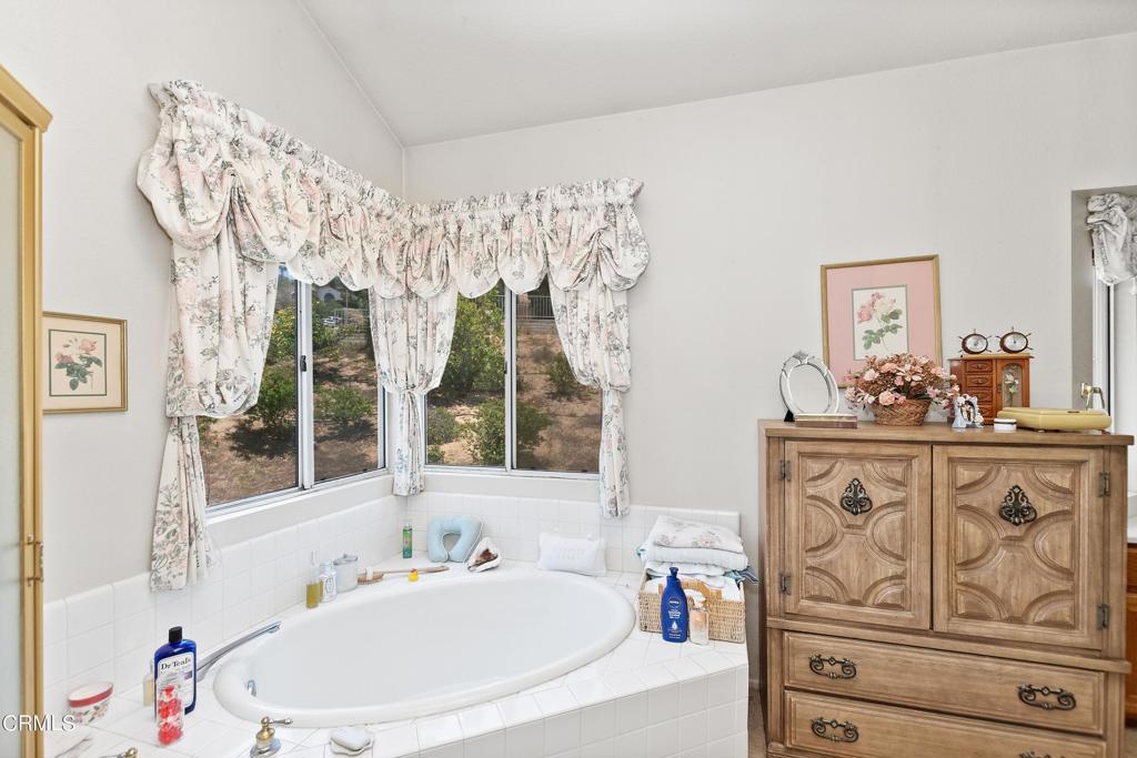 801 Vista Coto Verde