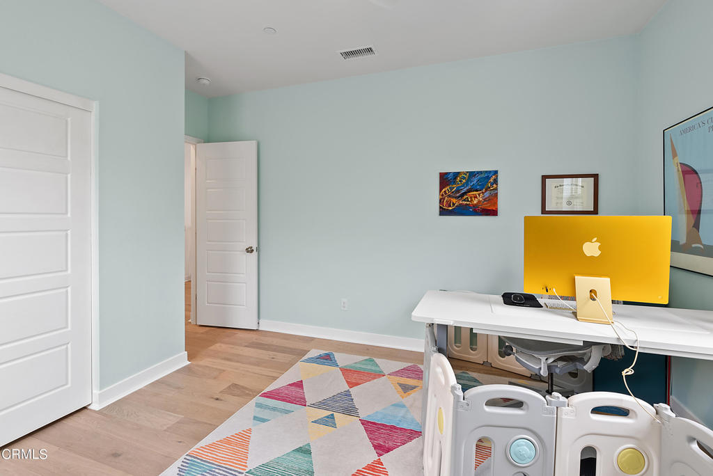 10576 San Leandro Street