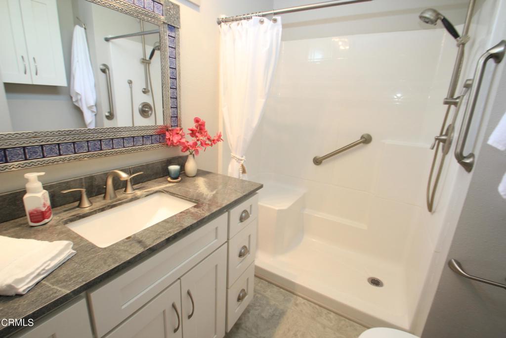 1500 Richmond Road 84