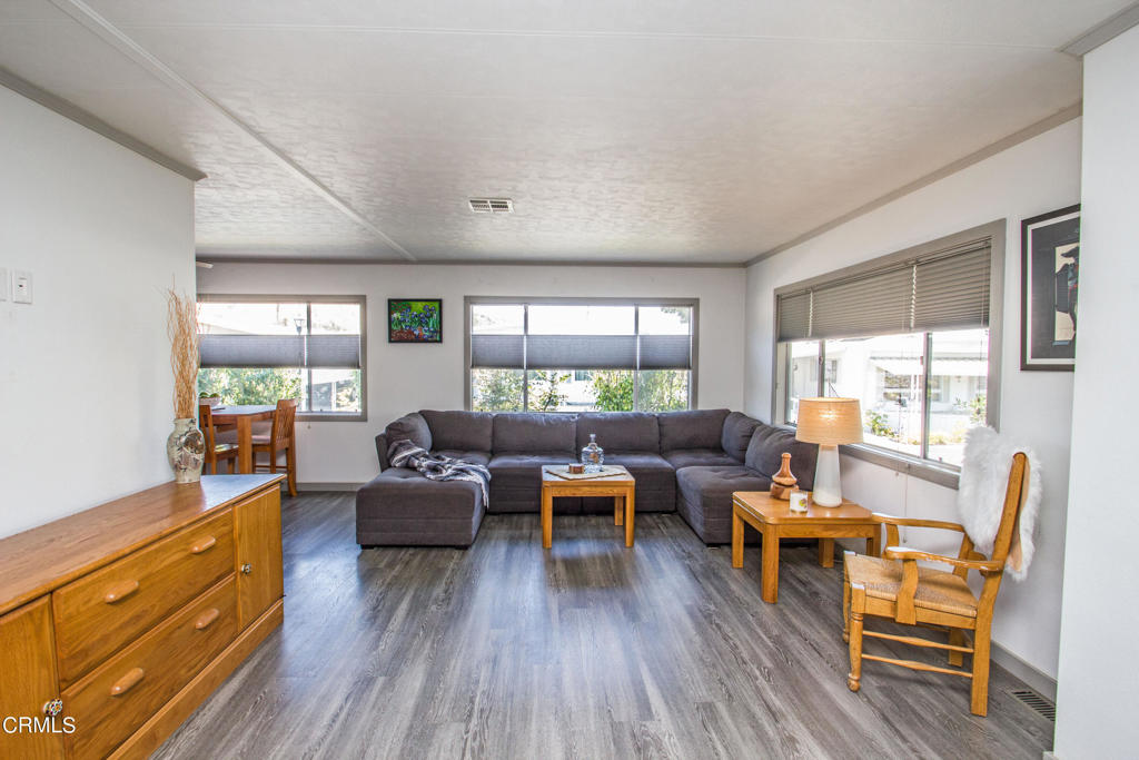 1500 Richmond Road 84