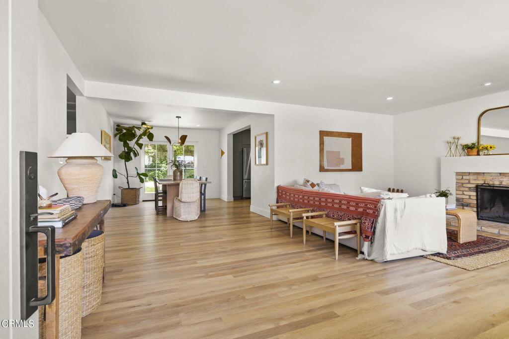 388 Maryville Avenue