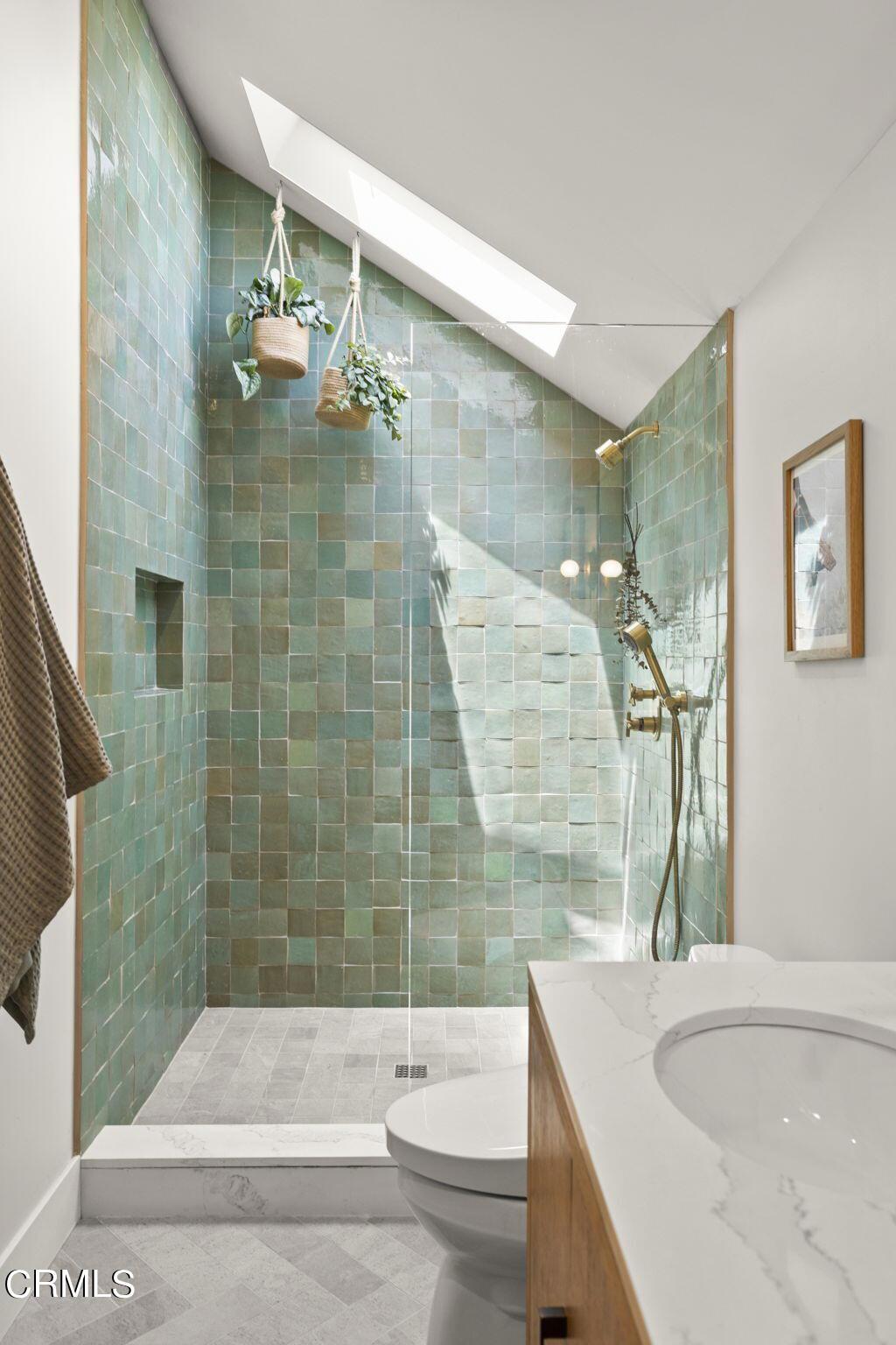 388 Maryville Avenue