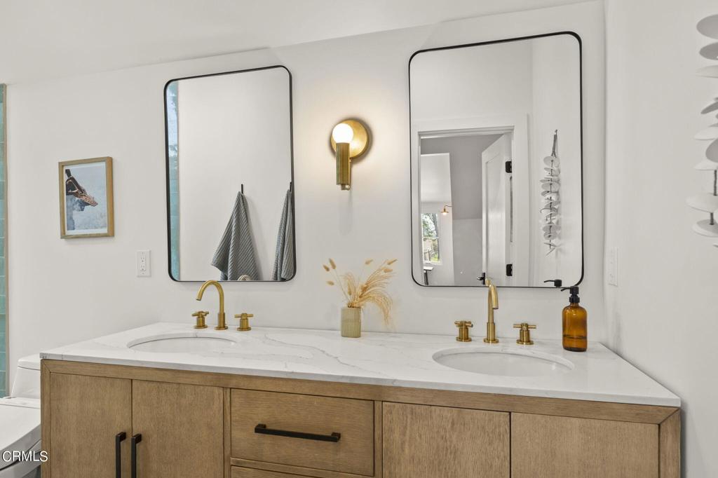 388 Maryville Avenue