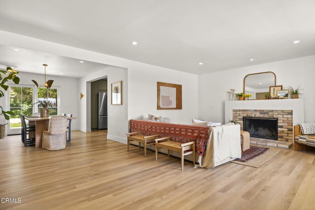 388 Maryville Avenue