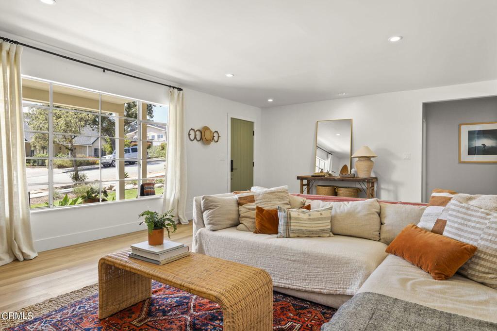 388 Maryville Avenue