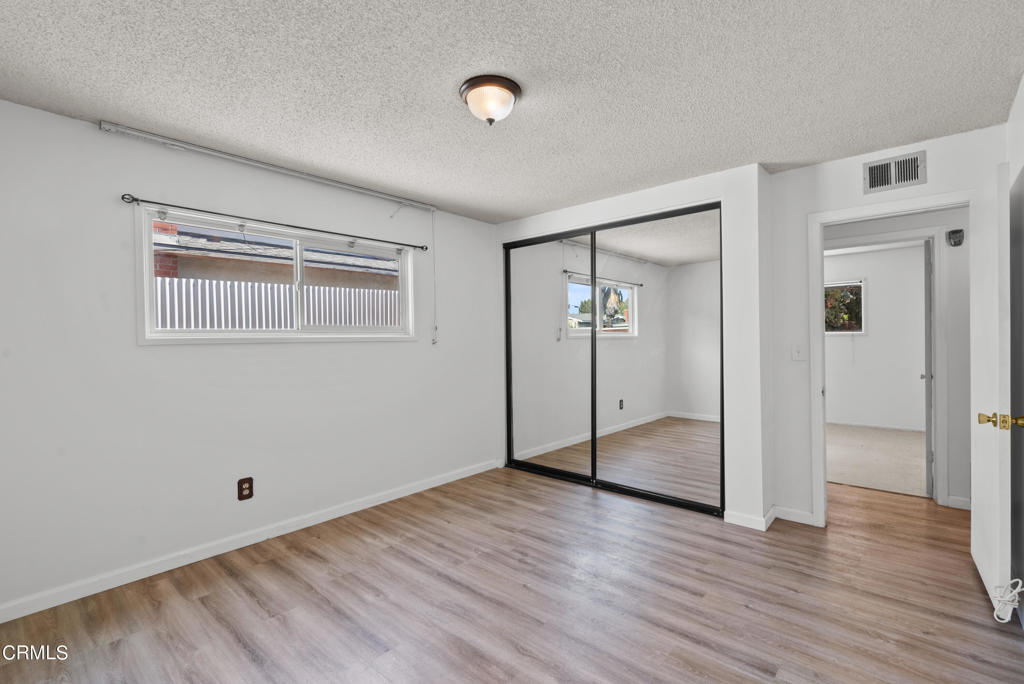 2758 Mcculloch Street