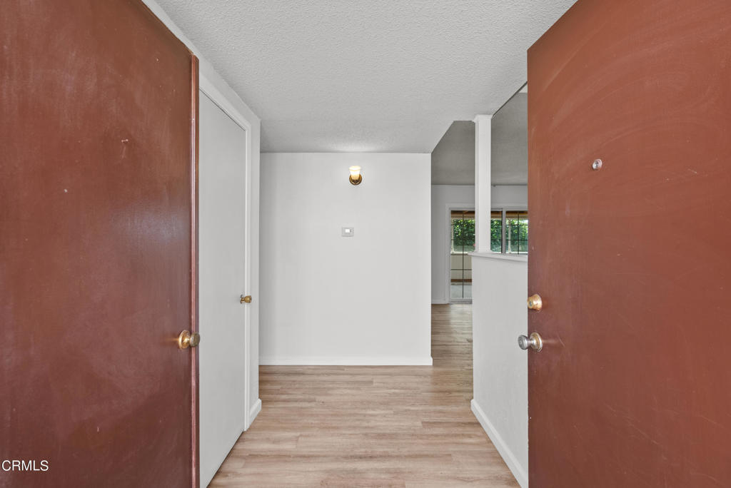 2758 Mcculloch Street