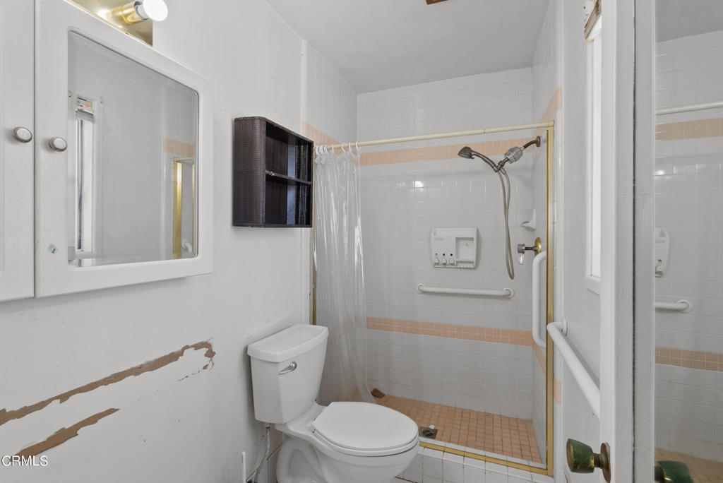 2758 Mcculloch Street