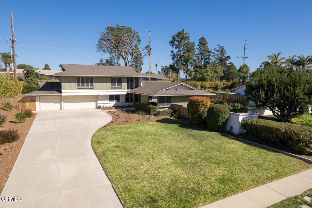 690 Valley Vista Drive