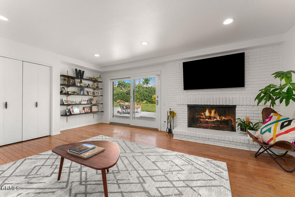 690 Valley Vista Drive