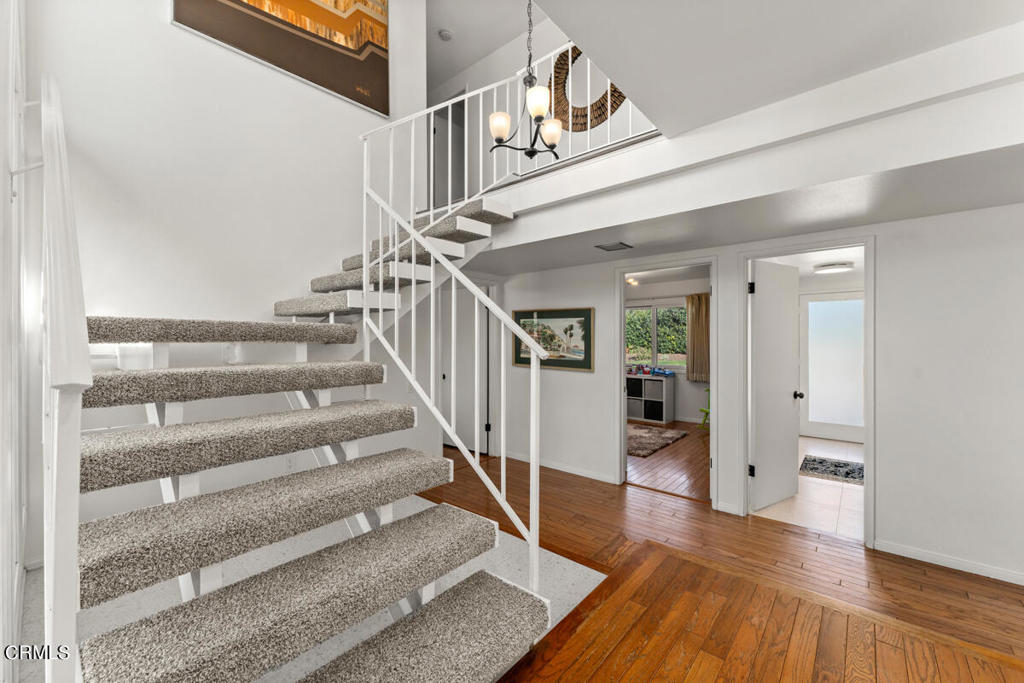 690 Valley Vista Drive