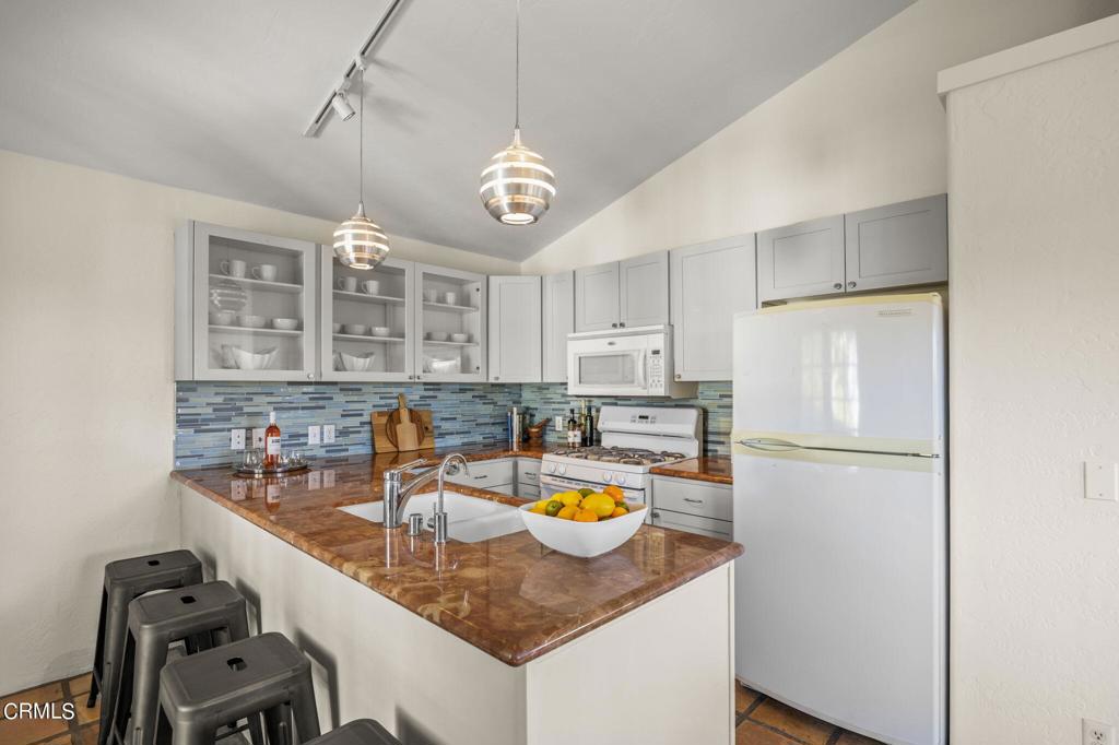 1225 E Cota Street B