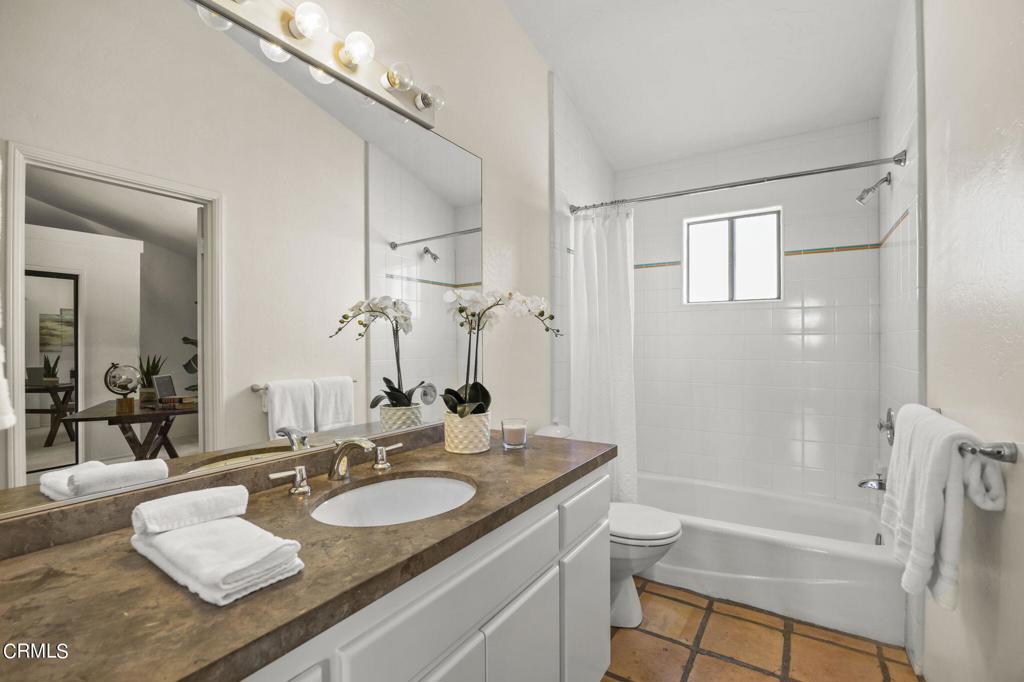 1225 E Cota Street B