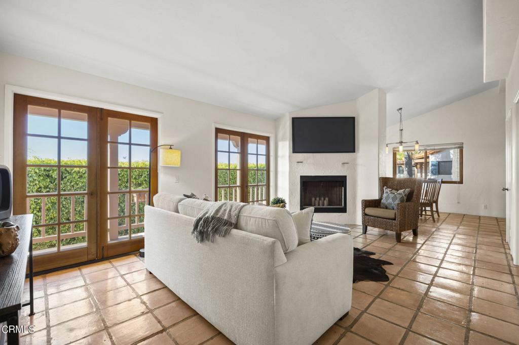 1225 E Cota Street B