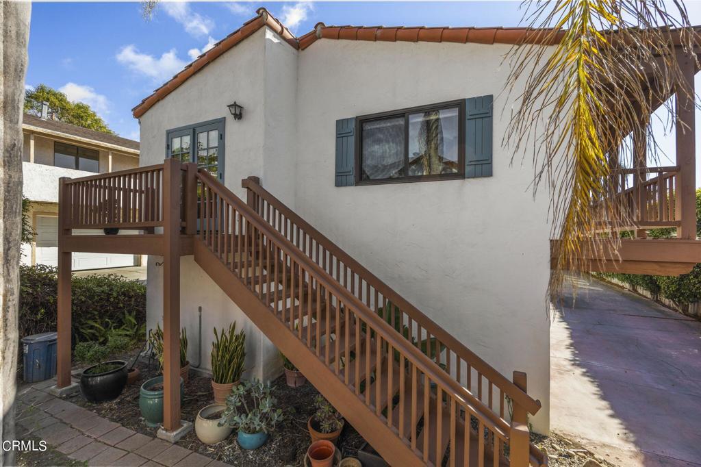 1225 E Cota Street B