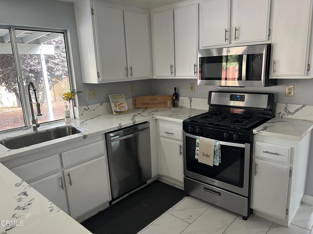 44568 Tarragon Drive