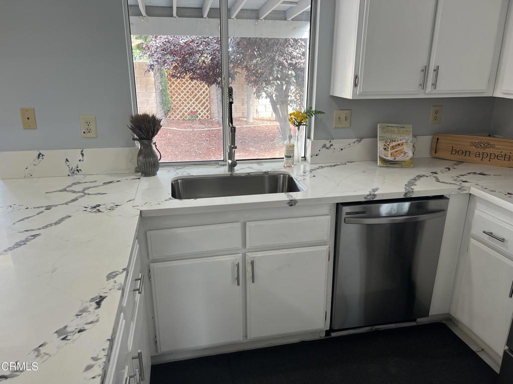 44568 Tarragon Drive