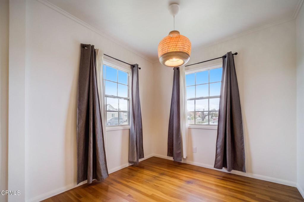 1204 W Beverly Drive