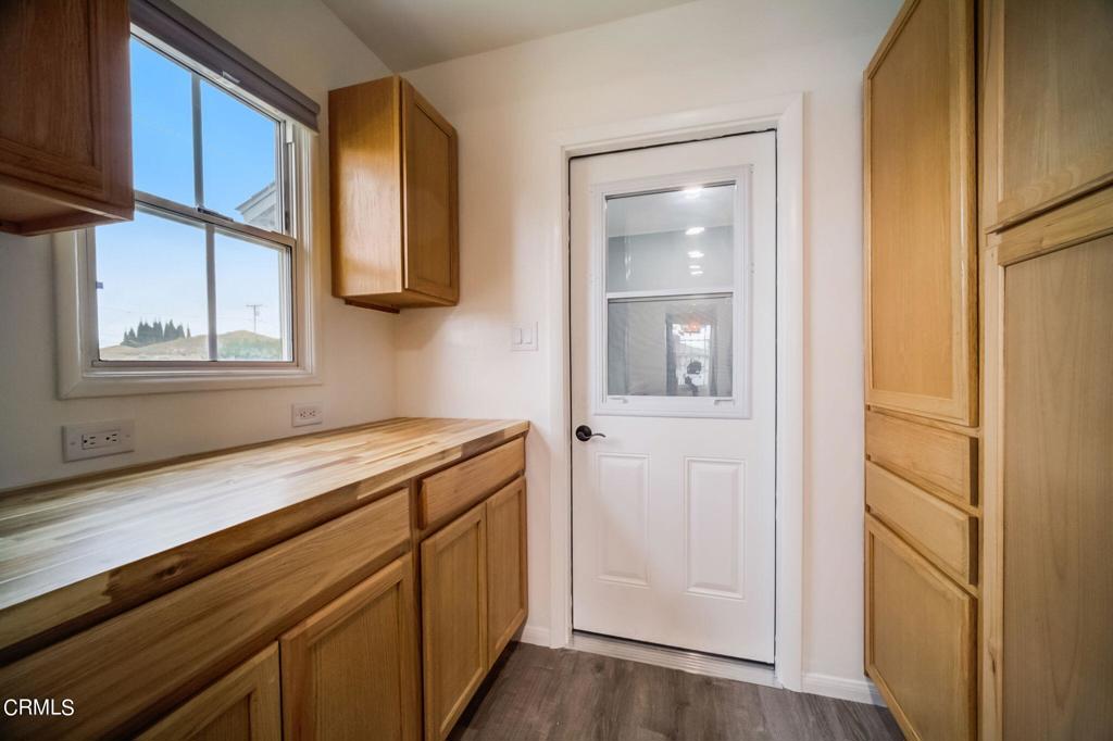 1204 W Beverly Drive