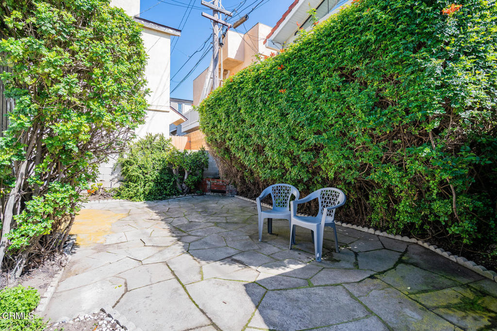 136 San Fernando Avenue