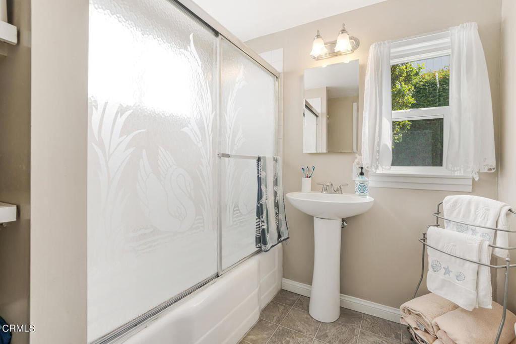 136 San Fernando Avenue