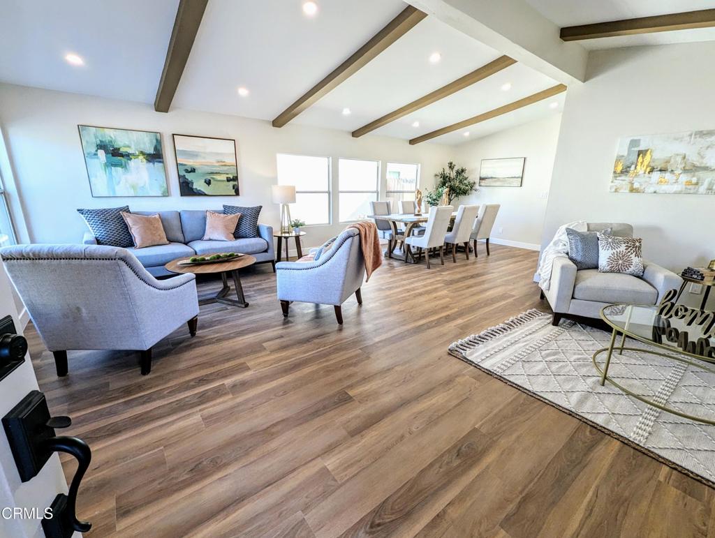 1220 Johnson Drive 12