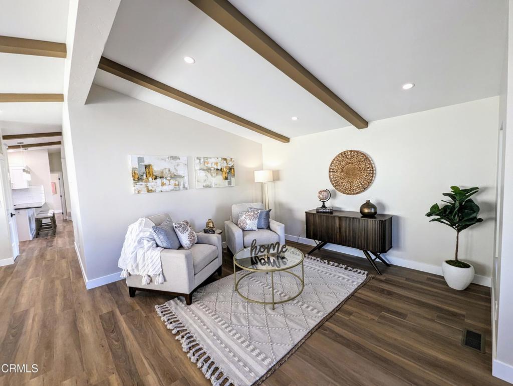 1220 Johnson Drive 12