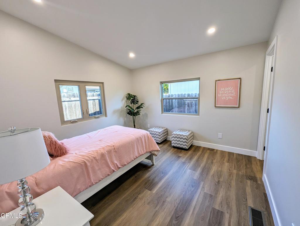 1220 Johnson Drive 12