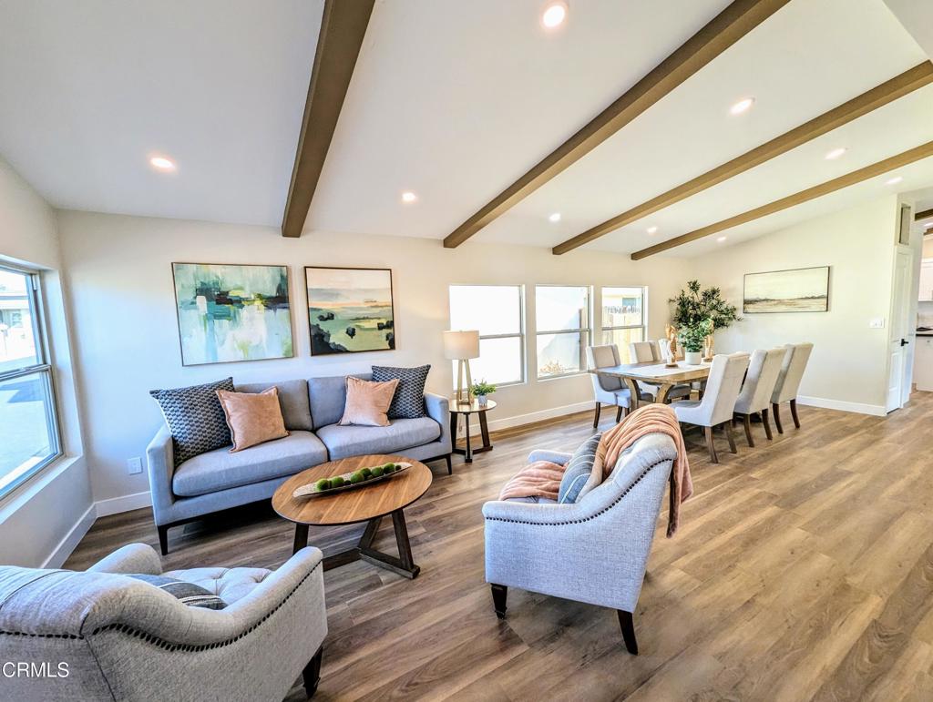 1220 Johnson Drive 12