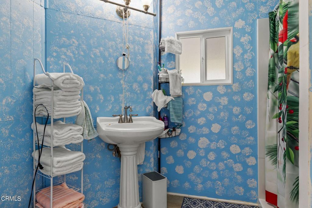 101 Barnes Drive 101