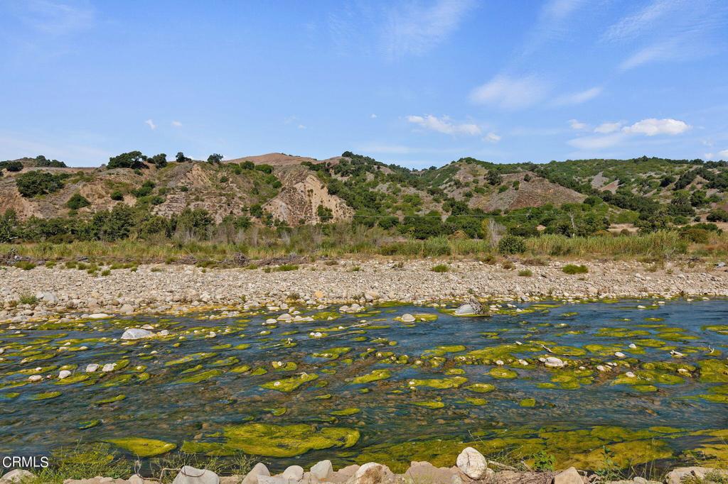 9097 N Ventura Avenue 24