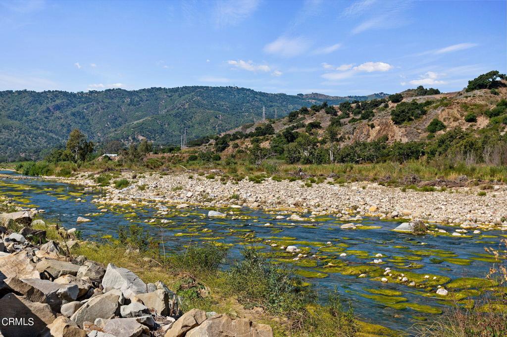 9097 N Ventura Avenue 24