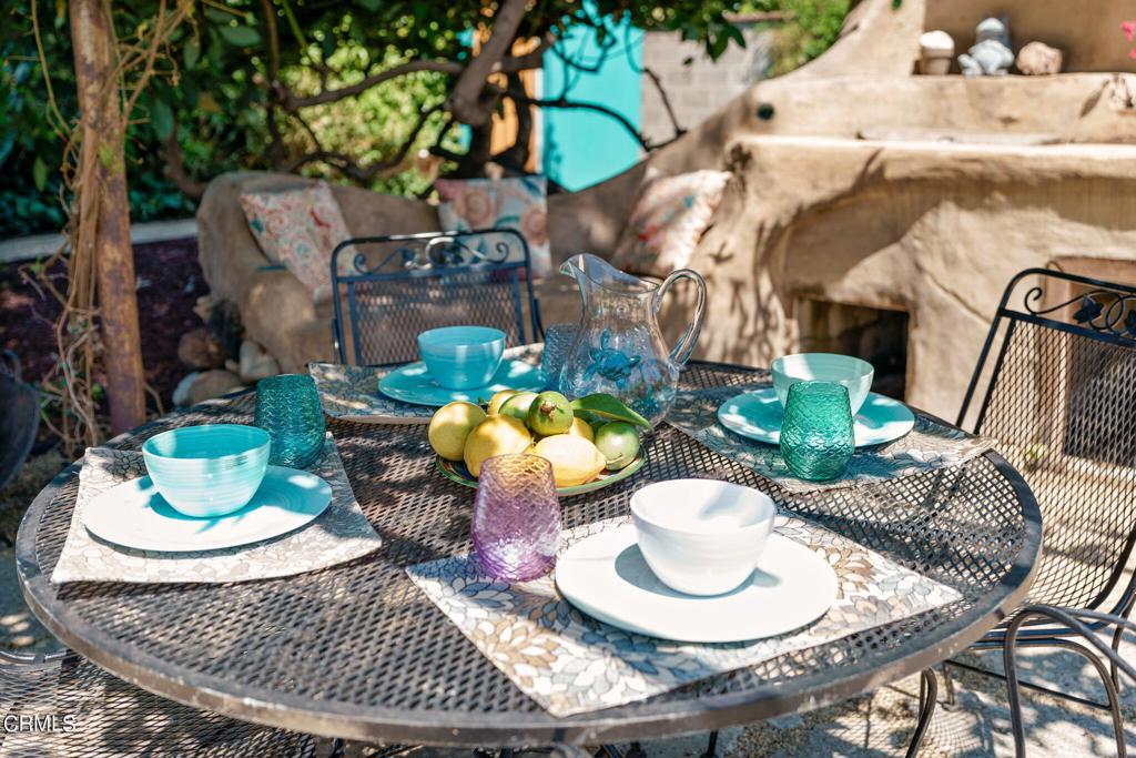 115 W Barnett Street