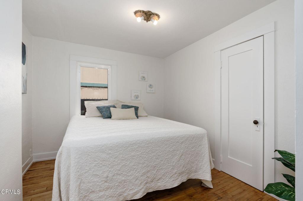 115 W Barnett Street