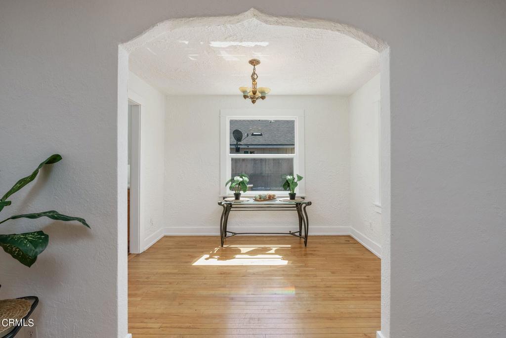 115 W Barnett Street