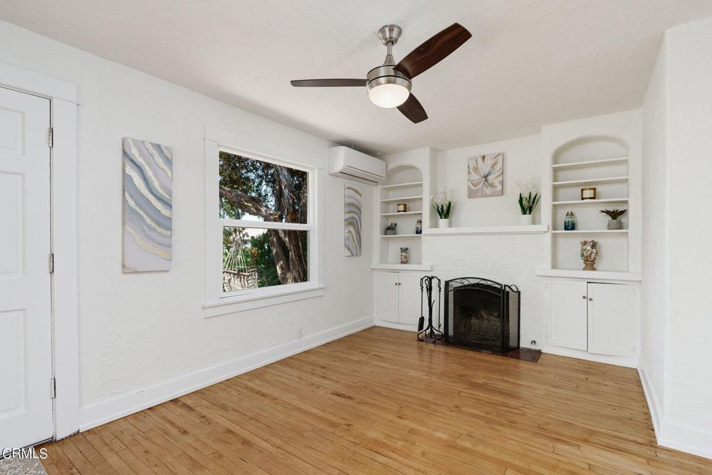 115 W Barnett Street