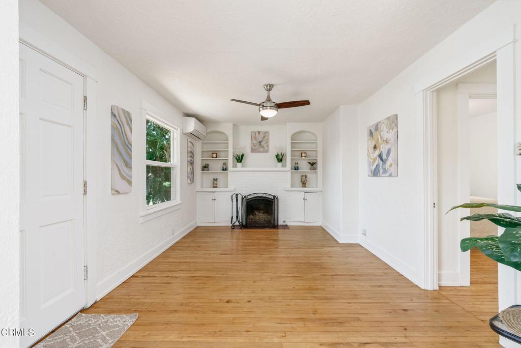 115 W Barnett Street