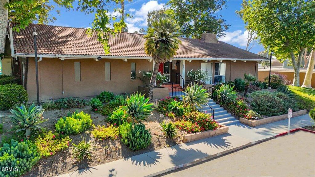 1300 Saratoga Avenue 2004