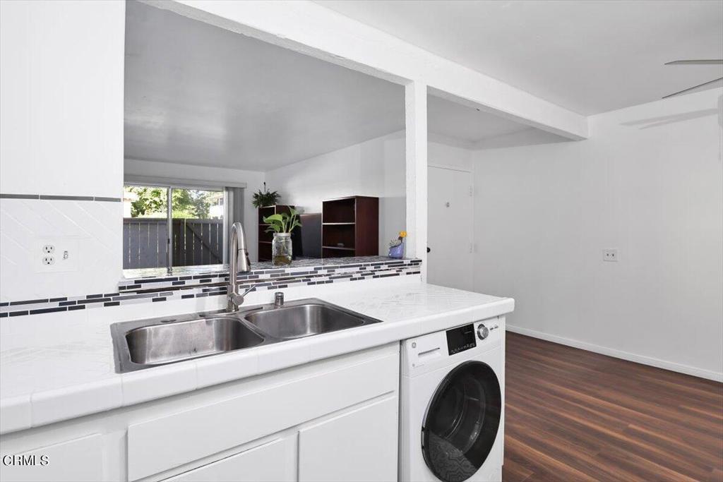 1300 Saratoga Avenue 2004