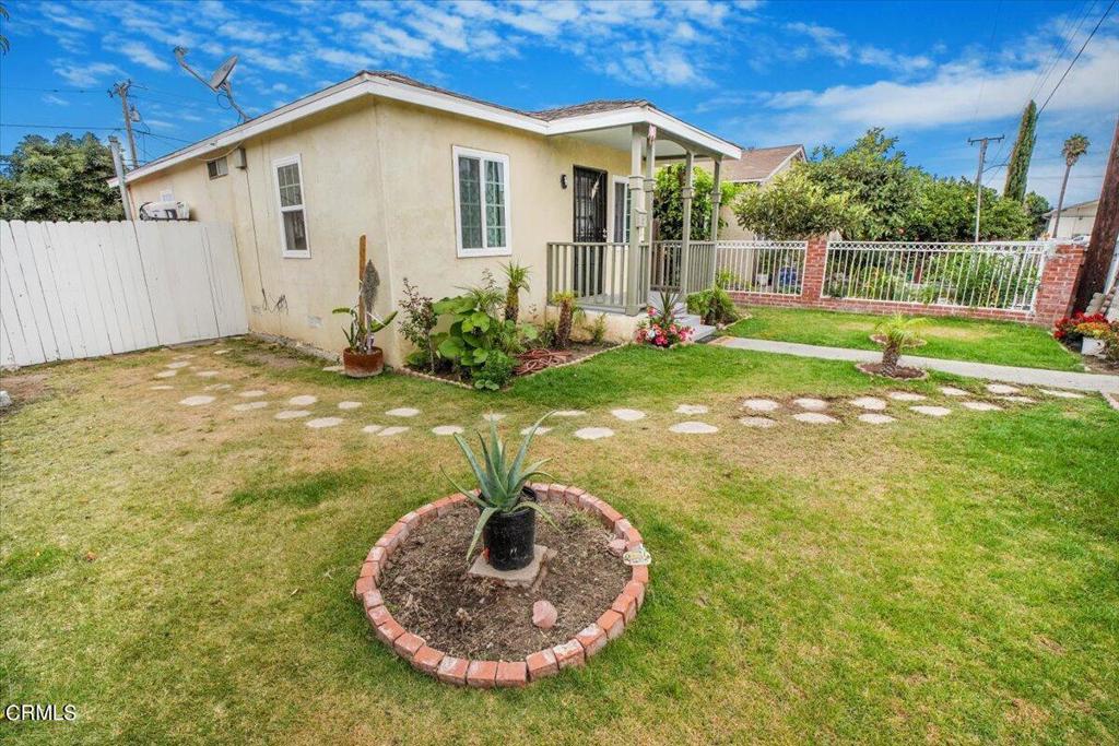 315 N Juanita Avenue