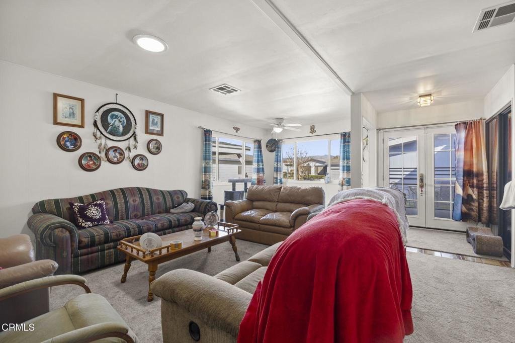 20 Poinsettia Gardens 20