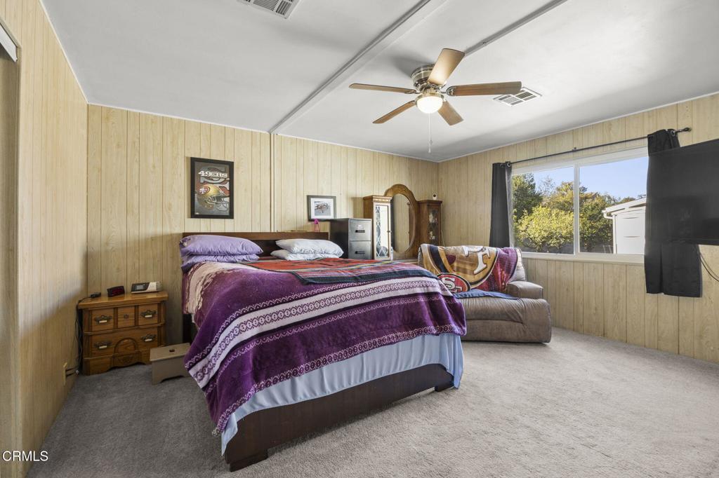 20 Poinsettia Gardens 20